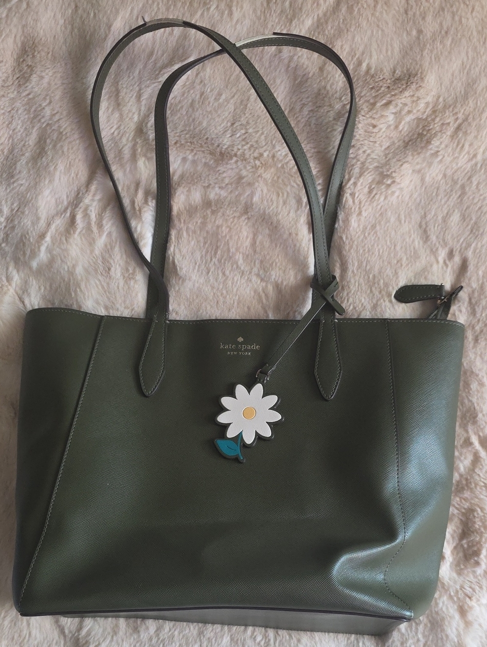 kate spade Olive Green Leather Dana Tote with Daisy Charm